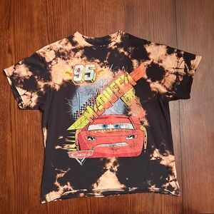 Size XL Lightning McQueen graphic tee! So cute, bought distressed